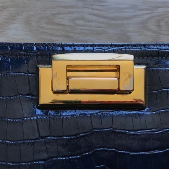 Vintage shoulder  Handbag by Limited Editions - Picture 5 of 9